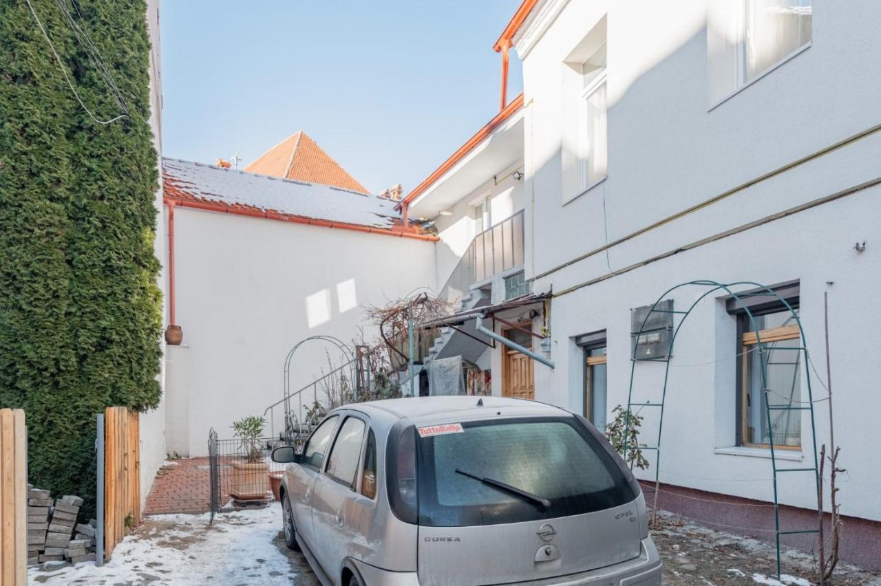 Апартаменты Brasov Centrul Vechi - 67Sqm - 2Min To Counsel Square Экстерьер фото