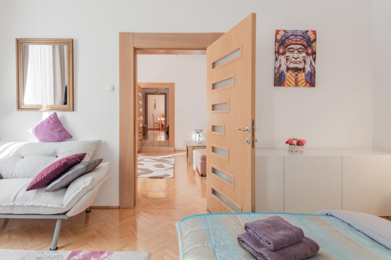 Апартаменты Brasov Centrul Vechi - 67Sqm - 2Min To Counsel Square Экстерьер фото
