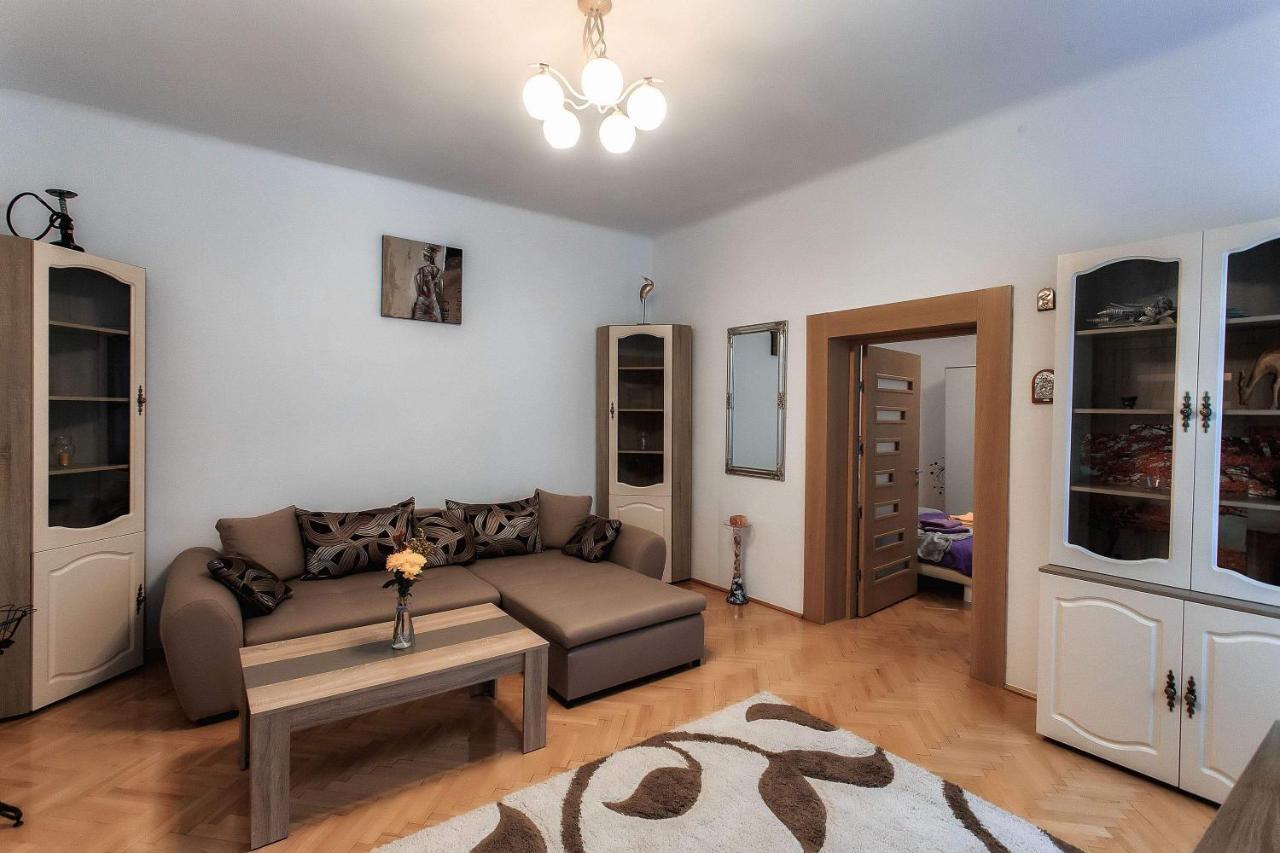 Апартаменты Brasov Centrul Vechi - 67Sqm - 2Min To Counsel Square Экстерьер фото